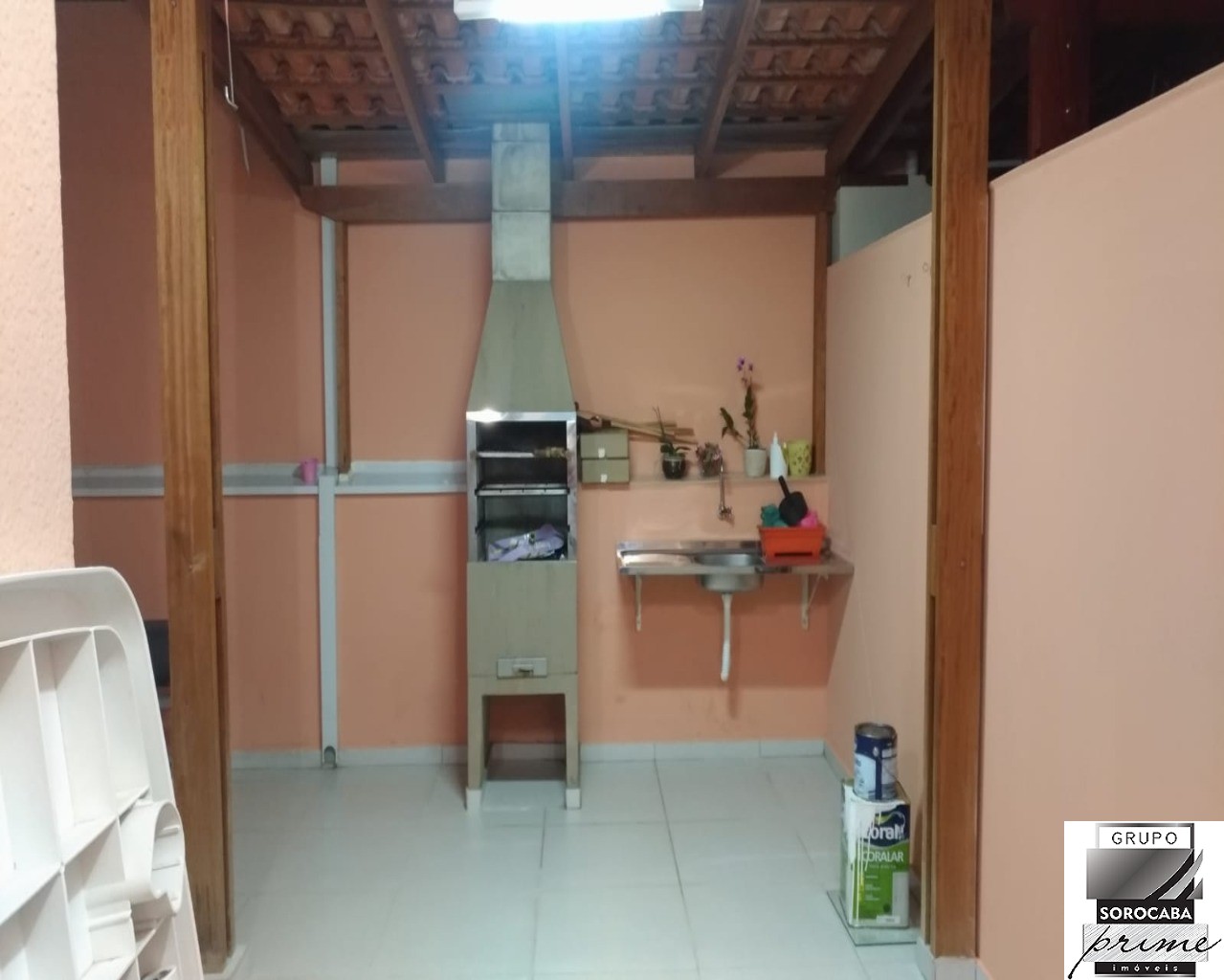 Sobrado com 2 dormitórios à venda, 62 m² por R$ 215.000 - ja