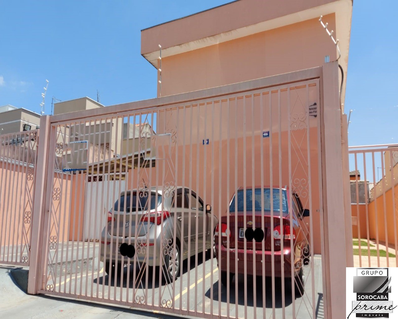 Sobrado com 2 dormitórios à venda, 62 m² por R$ 215.000 - ja