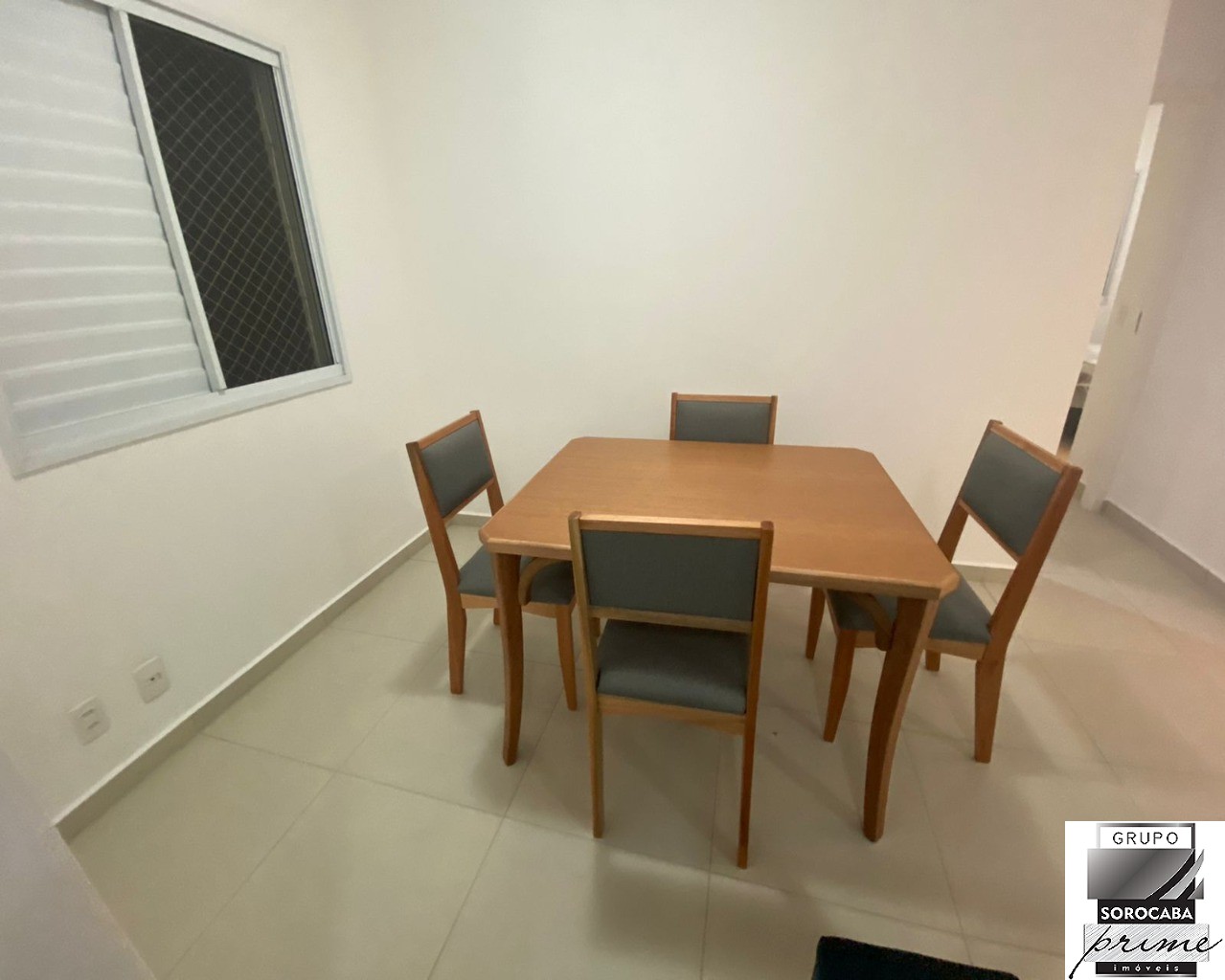Apartamento com 2 dormitórios para alugar, 85 m² por R$ 2.50