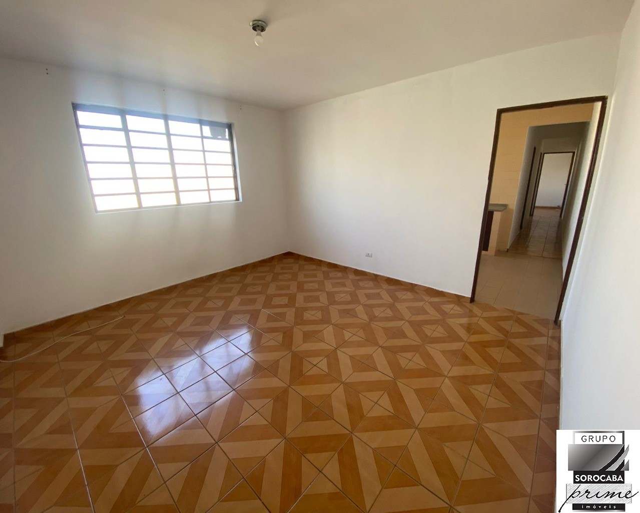 Apartamento com 2 dormitórios à venda, 80 m² por R$ 165.000 