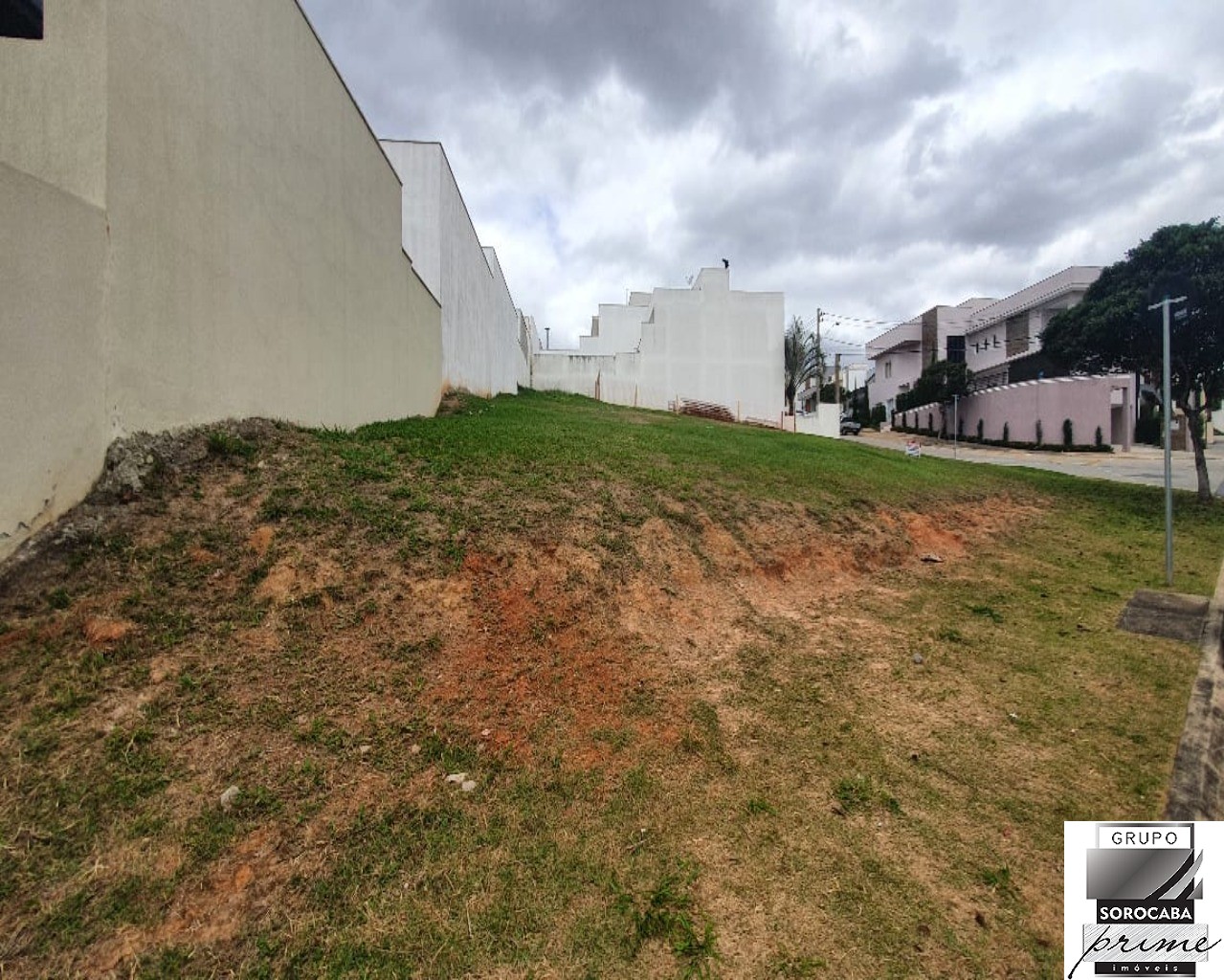 Terreno à venda, 323 m² por R$ 310.000 - condomínio villagio