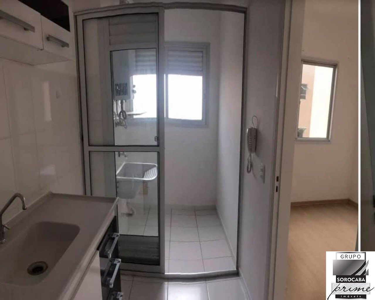 Apartamento com 2 dormitórios para alugar, 47 m² por R$ 1.10