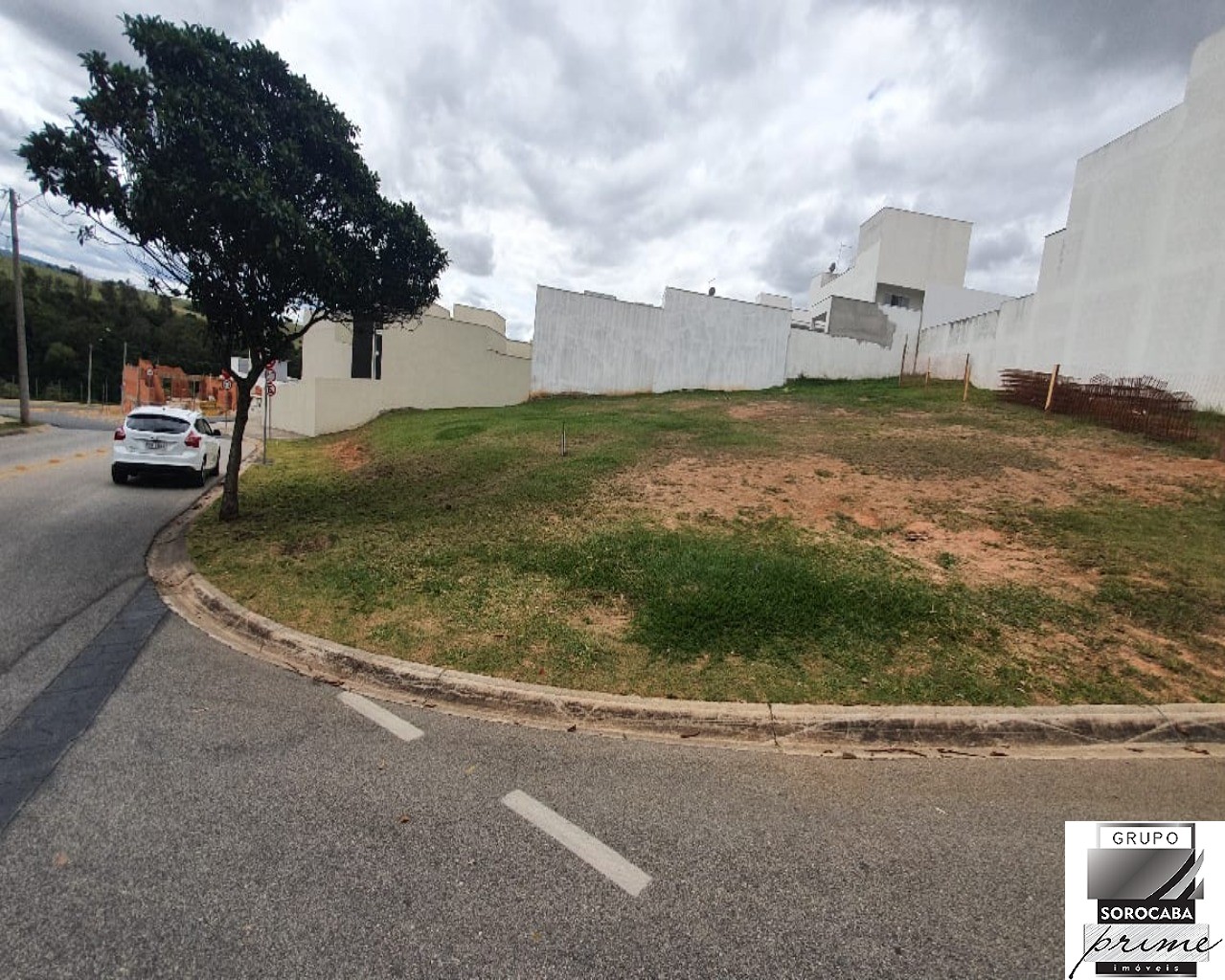 Terreno à venda, 323 m² por R$ 310.000 - condomínio villagio