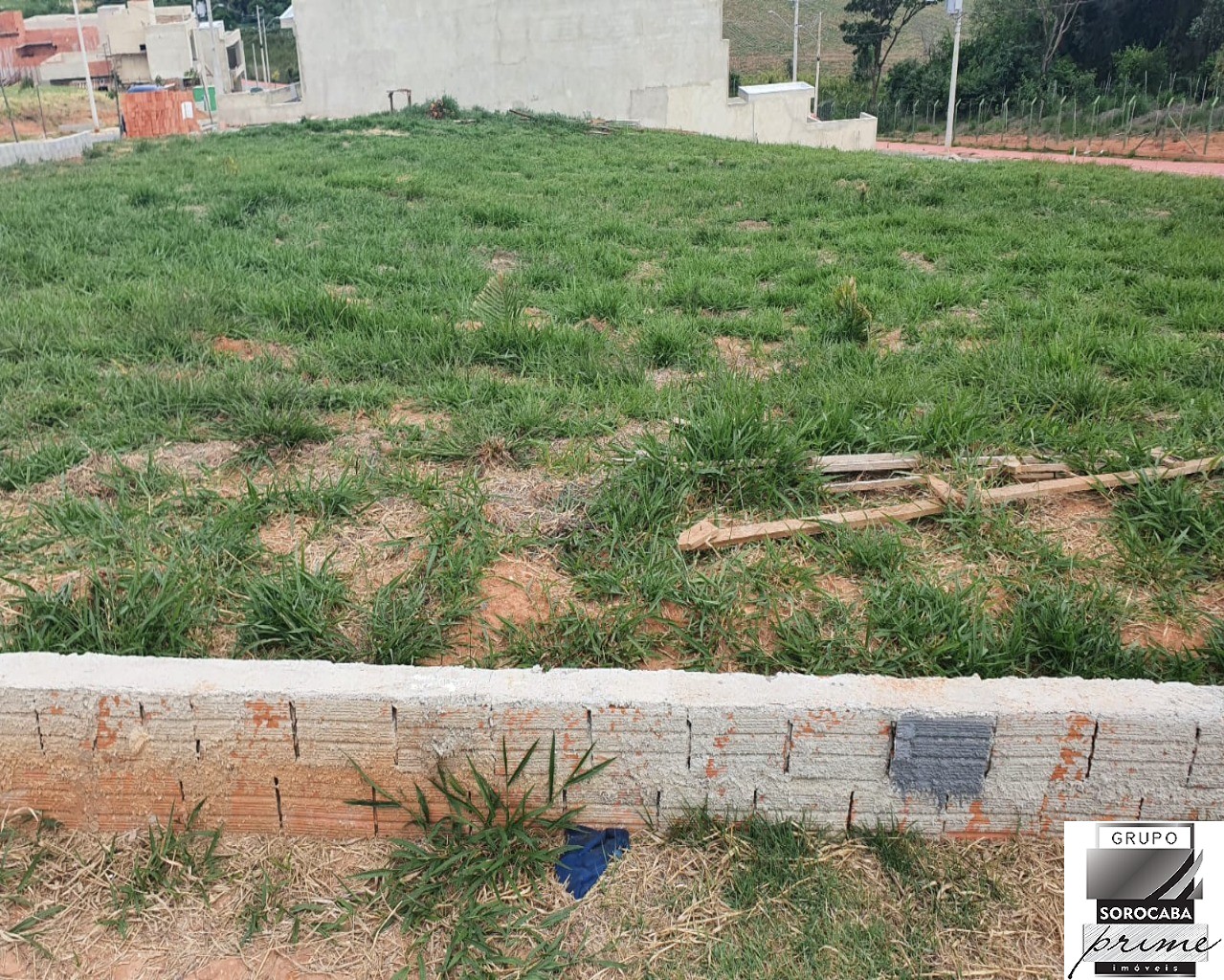 Terreno à venda, 220 m² por R$ 175.000 - condomínio helena m