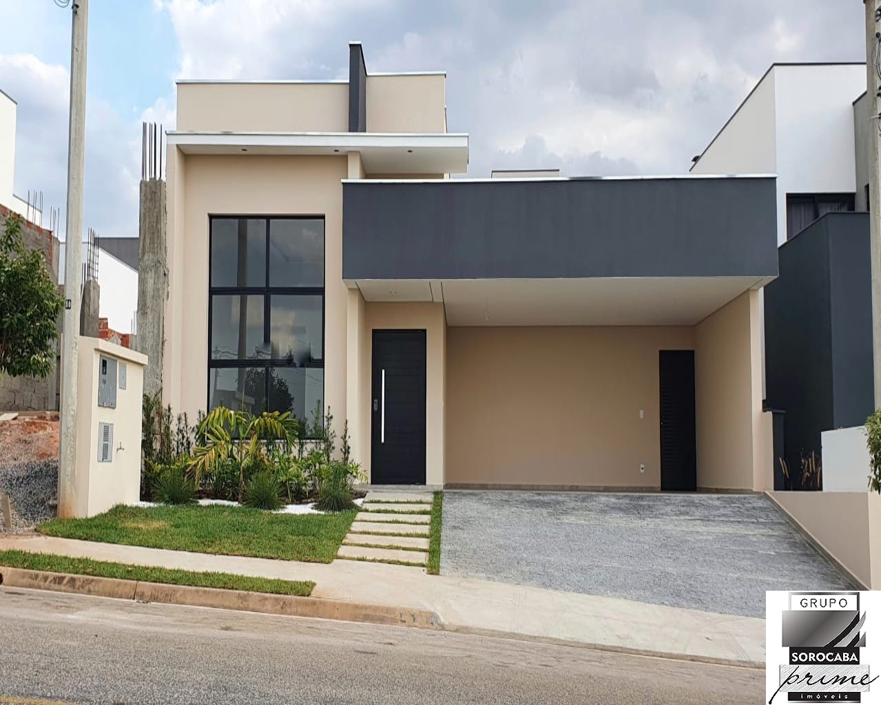 Casa com 3 dormitórios à venda, 164 m² por R$ 899.000 - cond