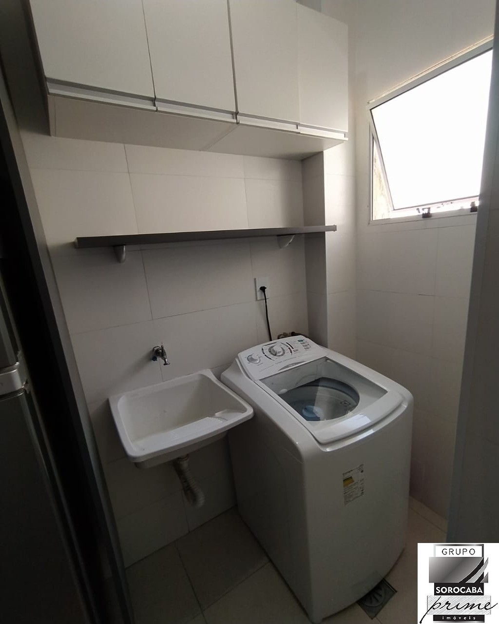 Apartamento com 2 dormitórios à venda, 47 m² por R$ 170.000 