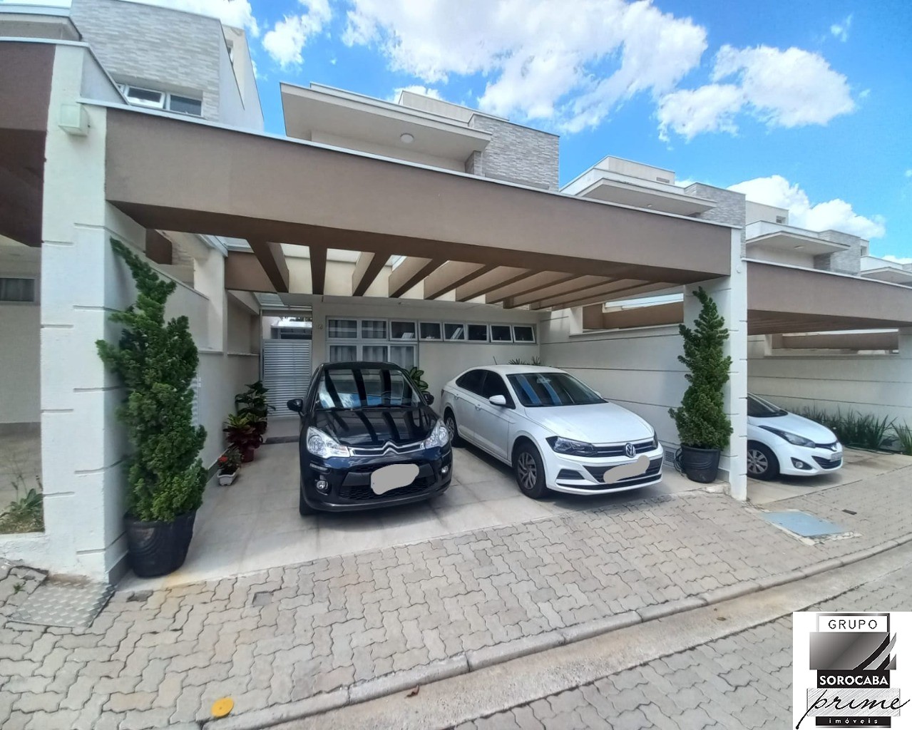 Sobrado com 3 dormitórios à venda, 128 m² por R$ 720.000 - c