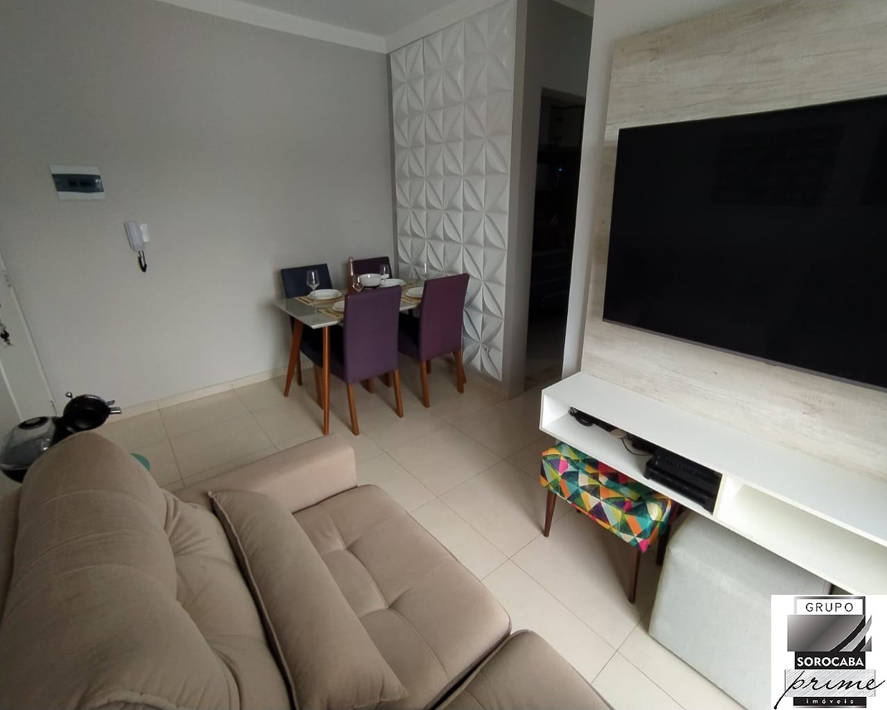 Apartamento com 2 dormitórios à venda, 47 m² por R$ 170.000 