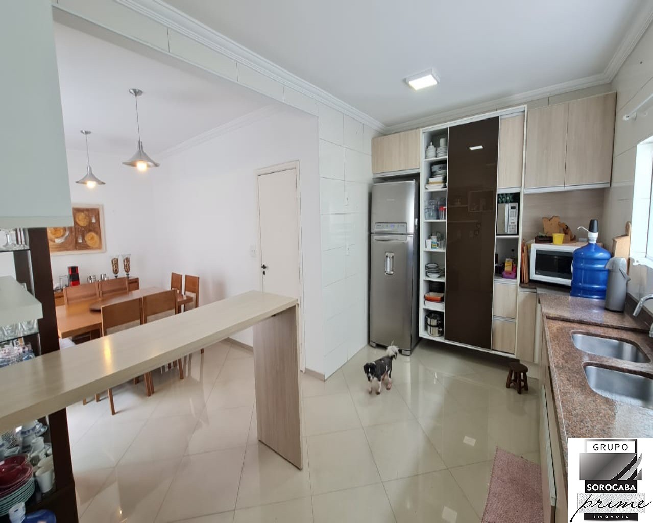 Casa com 3 dormitórios à venda, 500 m² por R$ 700.000 - cent