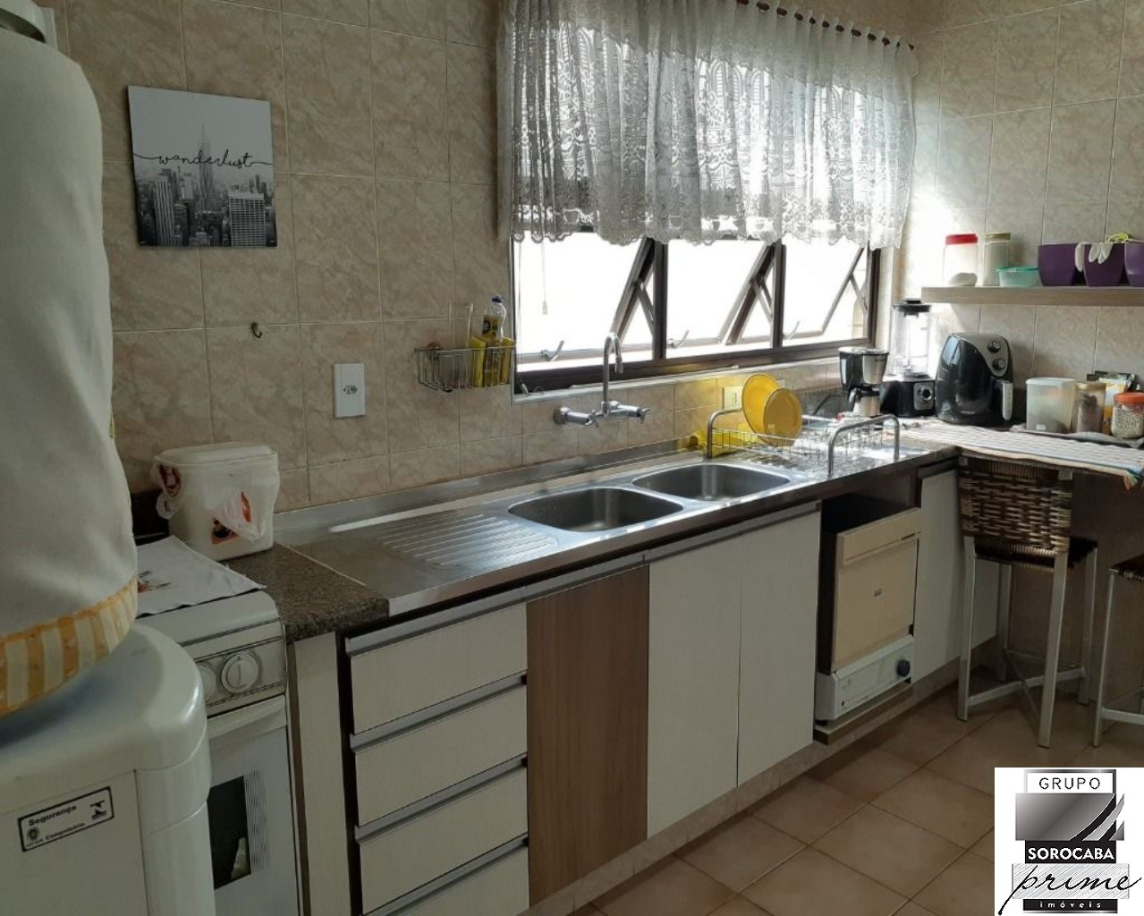 Apartamento com 3 dormitórios à venda, 155 m² por R$ 680.000