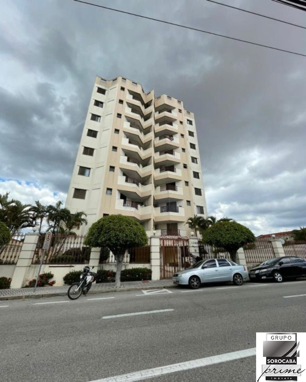 Apartamento com 2 dormitórios à venda, 78 m² por R$ 250.000 