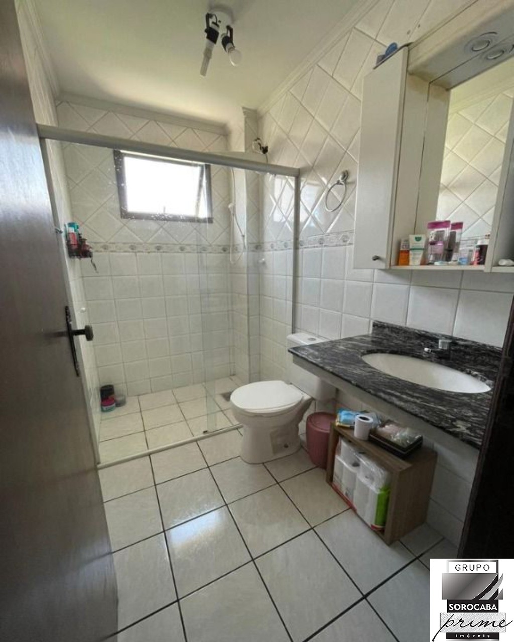 Apartamento com 2 dormitórios à venda, 78 m² por R$ 250.000 