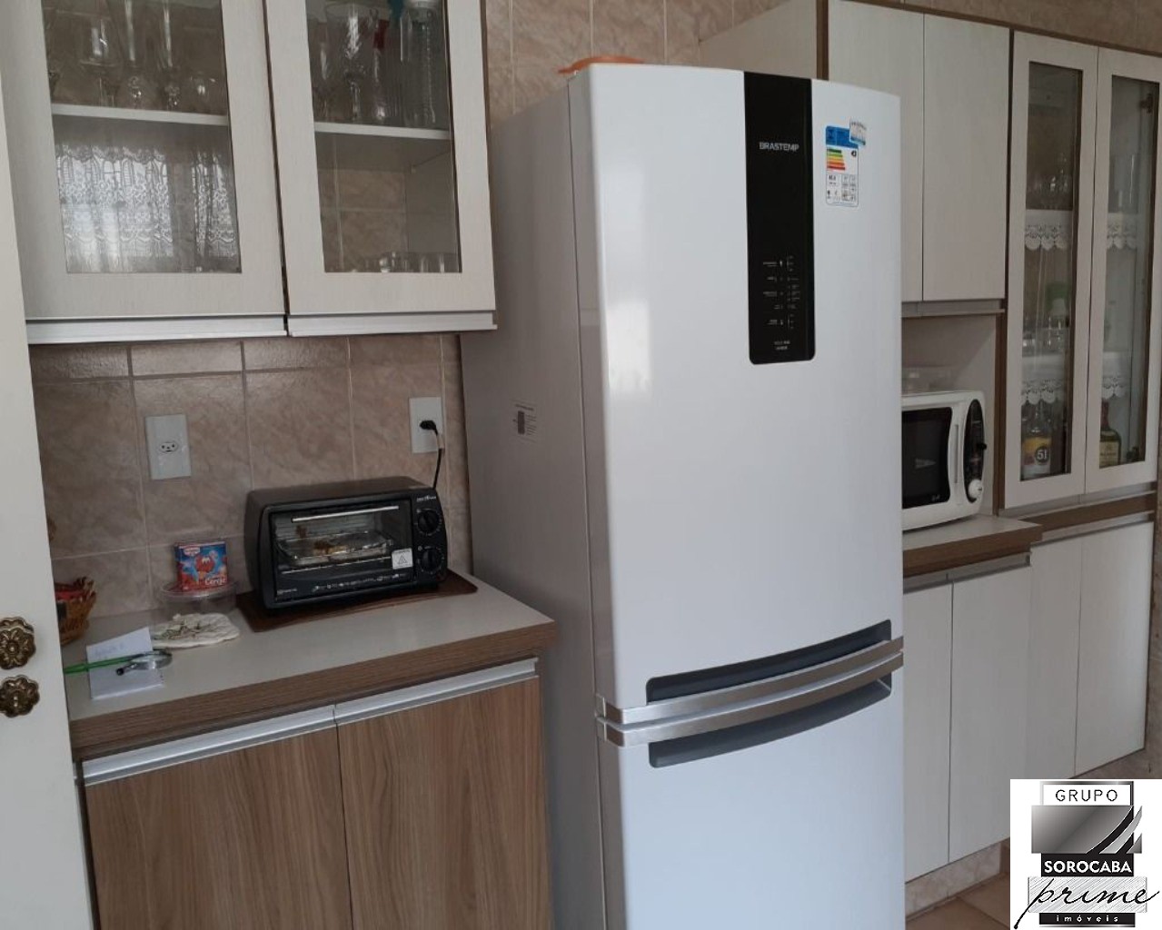 Apartamento com 3 dormitórios à venda, 155 m² por R$ 680.000