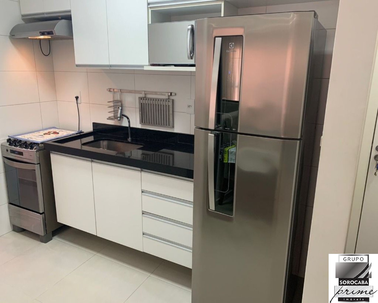 Apartamento residencial / condomínio vista da colina