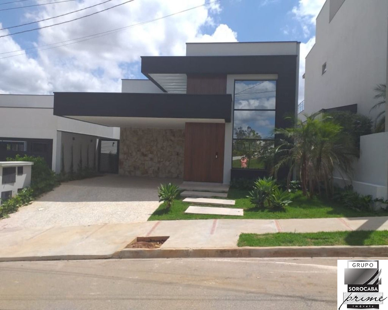 Casa com 3 dormitórios à venda, 210 m² por R$ 2.150.000 - gi