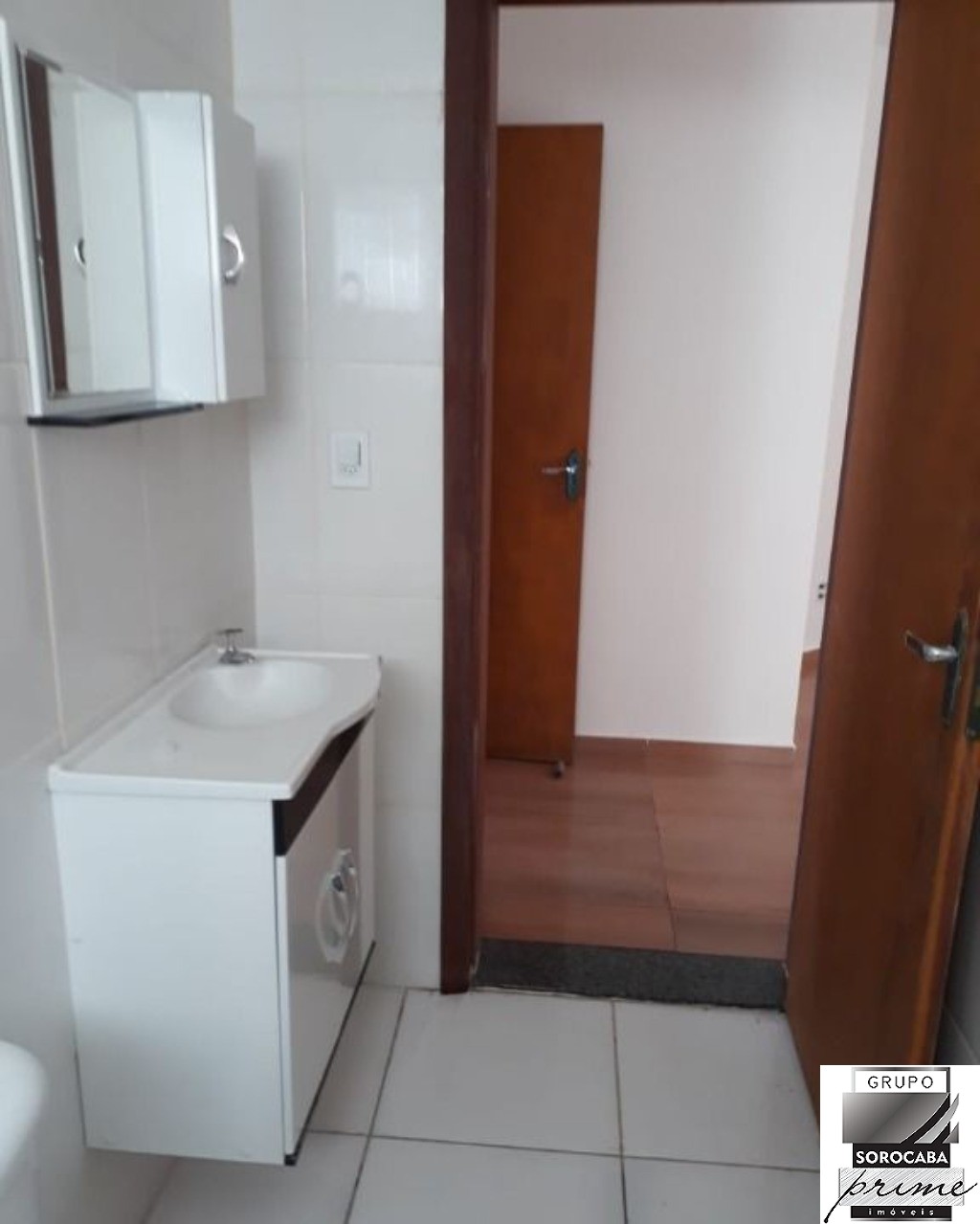 Apartamento com 3 dormitórios à venda, 97 m² por R$ 306.000 