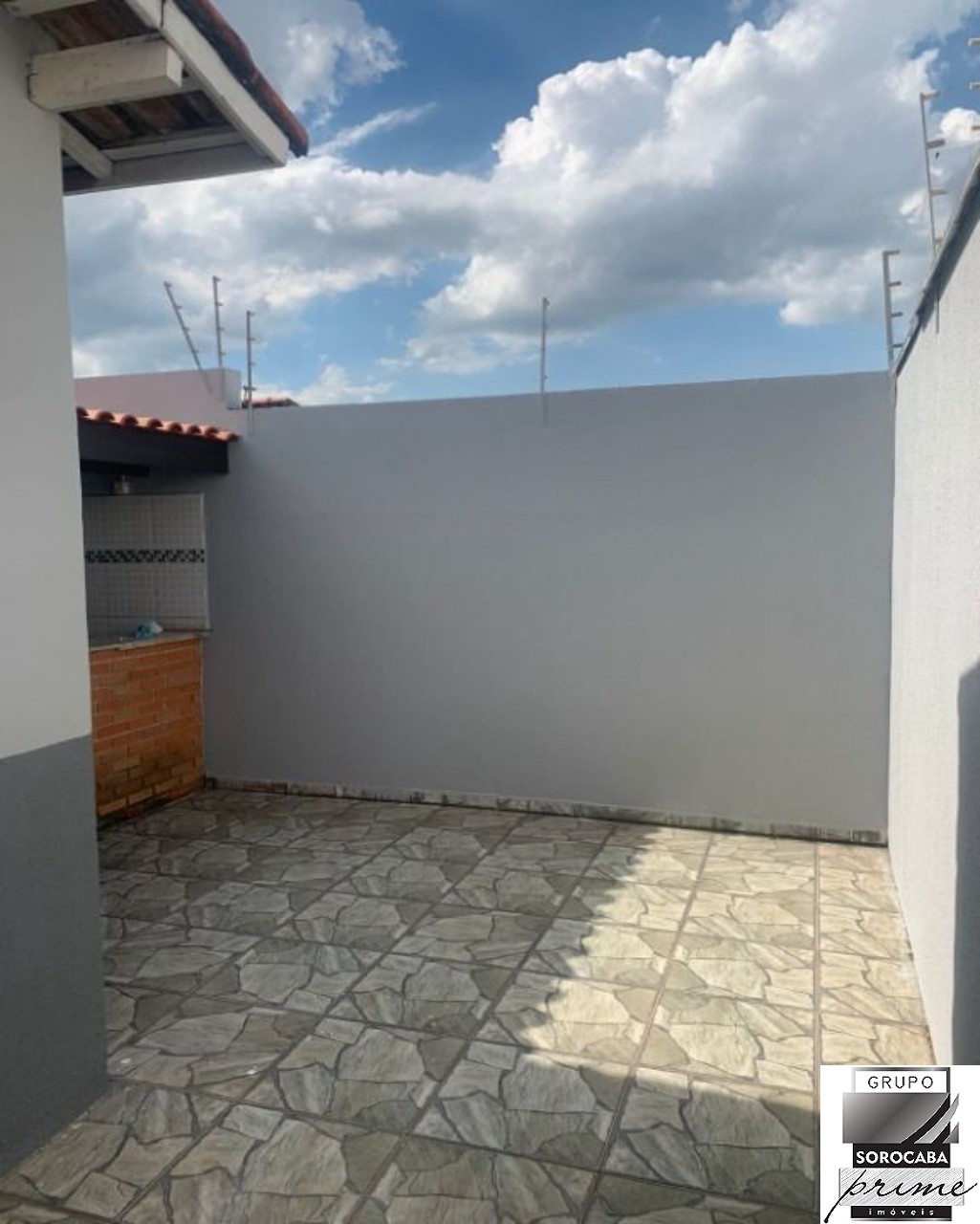 Casa com 2 dormitórios à venda, 85 m² por R$ 300.000 - wanel