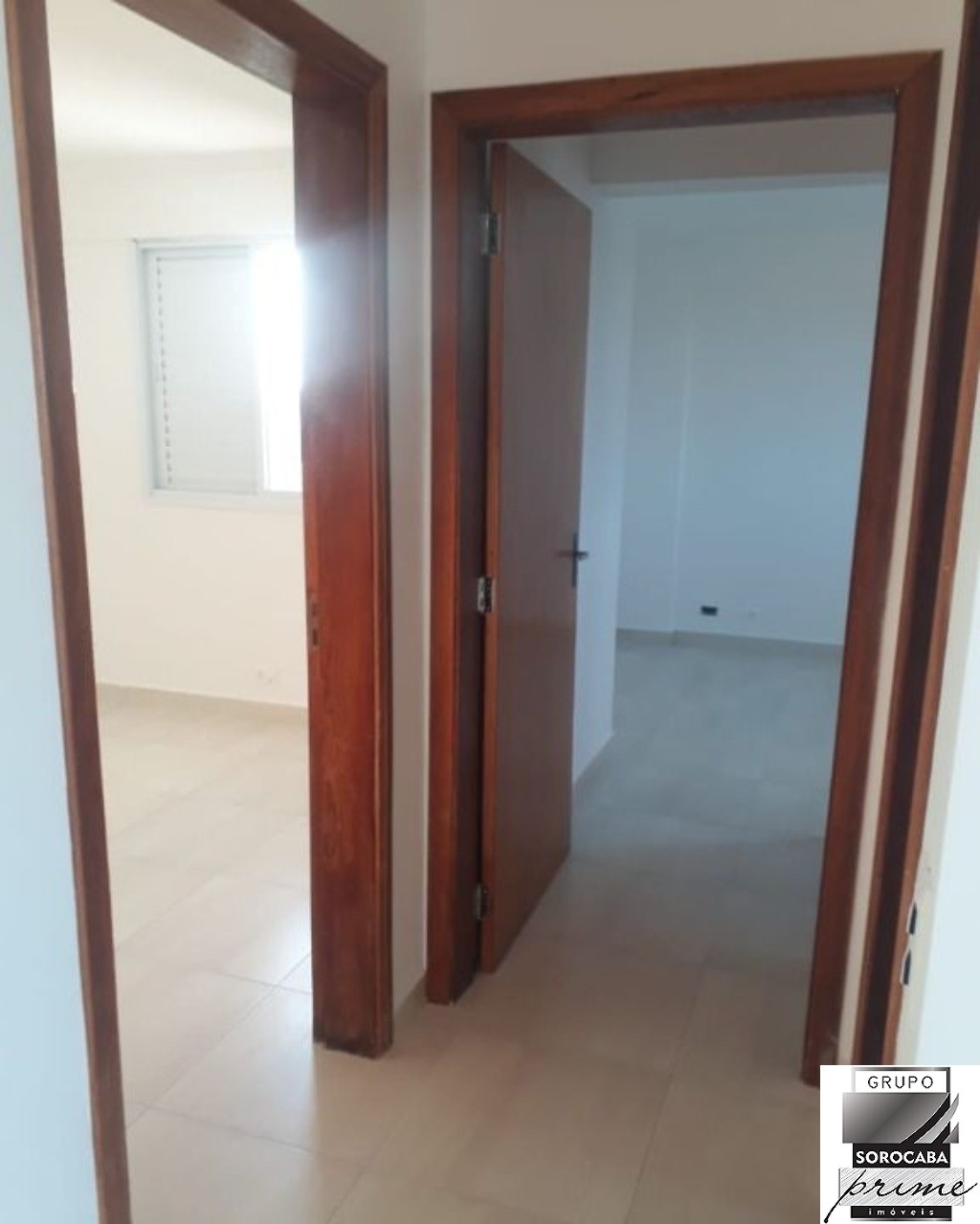 Apartamento com 2 dormitórios à venda, 63 m² por R$ 350.000 