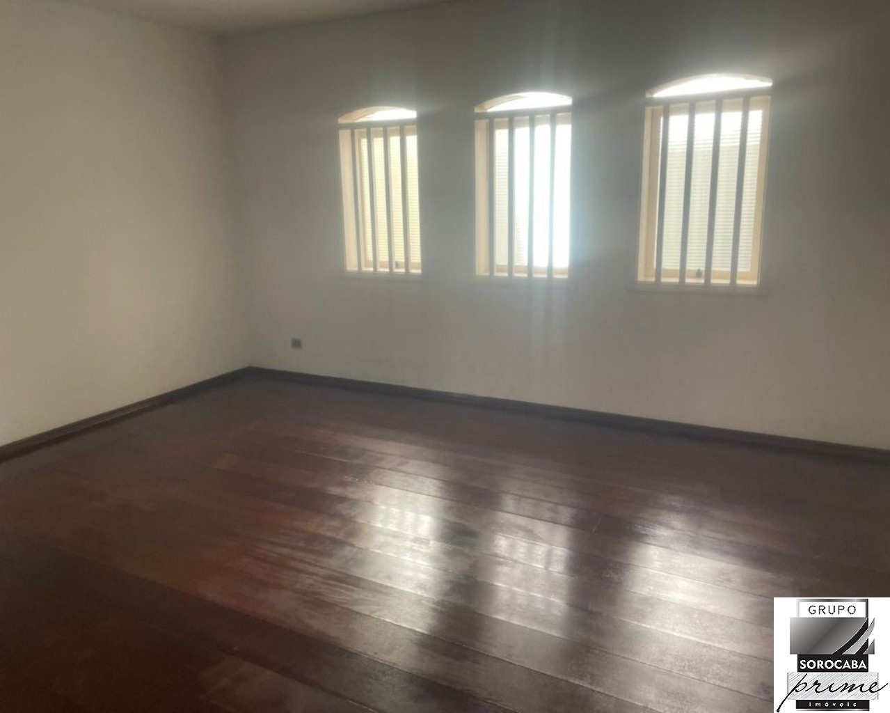 Sobrado com 7 dormitórios à venda, 707 m² por R$ 3.890.000 -