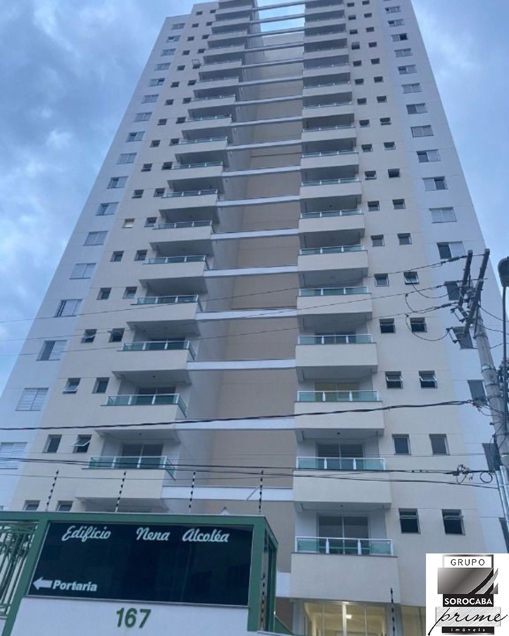 Apartamento com 2 dormitórios à venda, 63 m² por R$ 350.000 