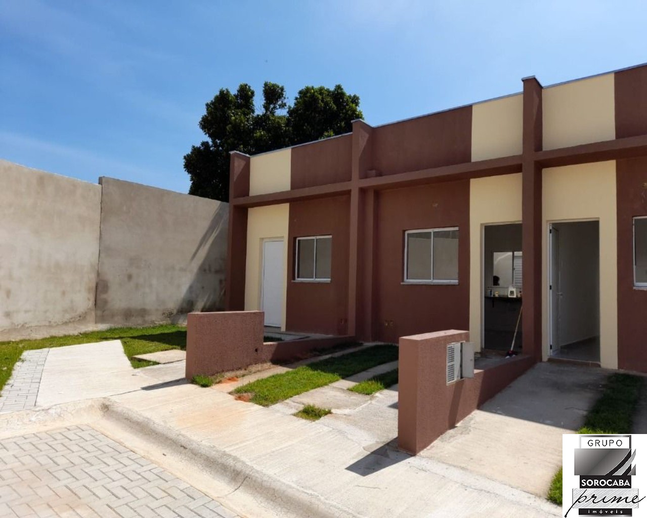 Casa com 2 dormitórios à venda, 50 m² por R$ 175.000 - jardi