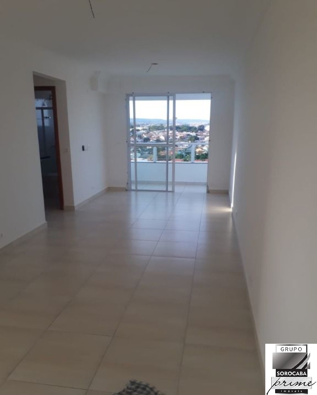 Apartamento com 2 dormitórios à venda, 63 m² por R$ 350.000 