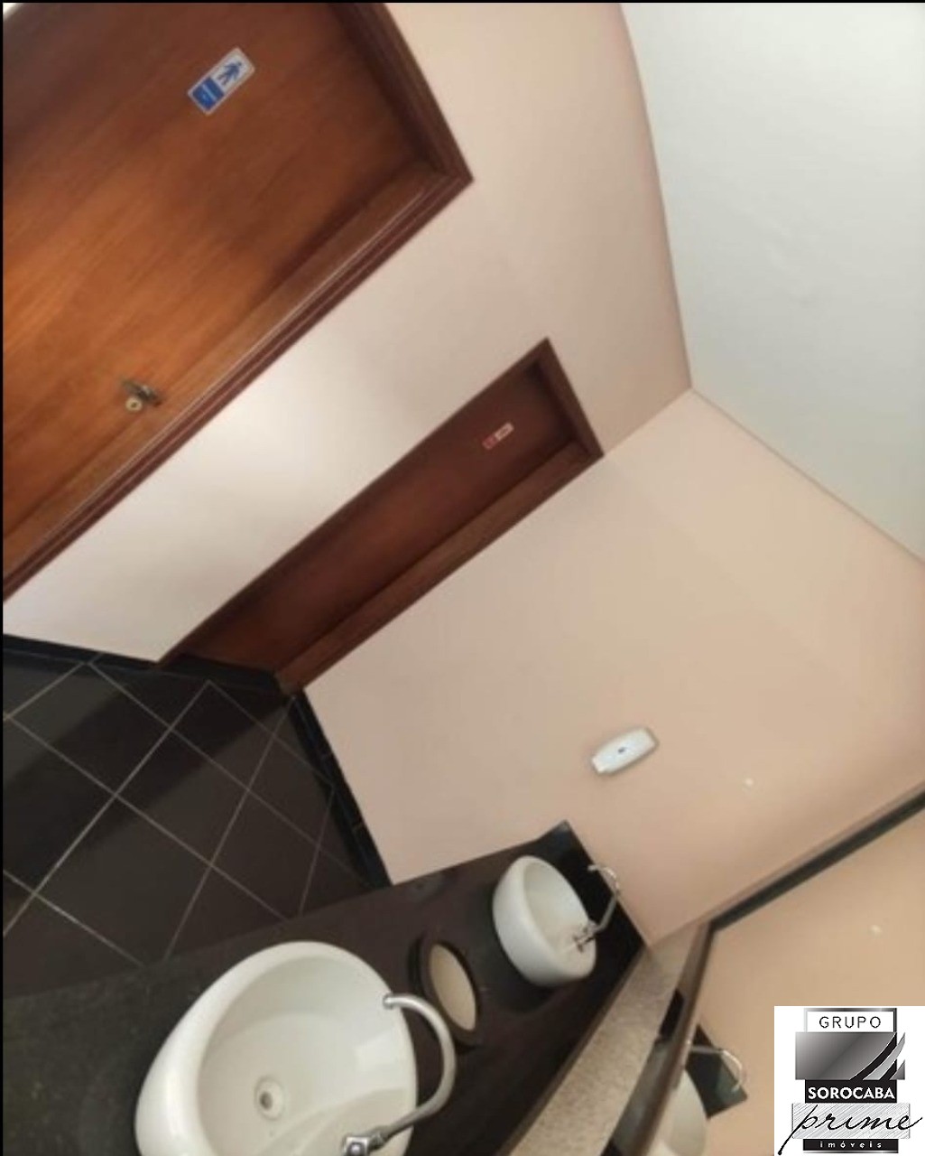 Apartamento a vena com dois dormitorios 220.000,00 com 51 me