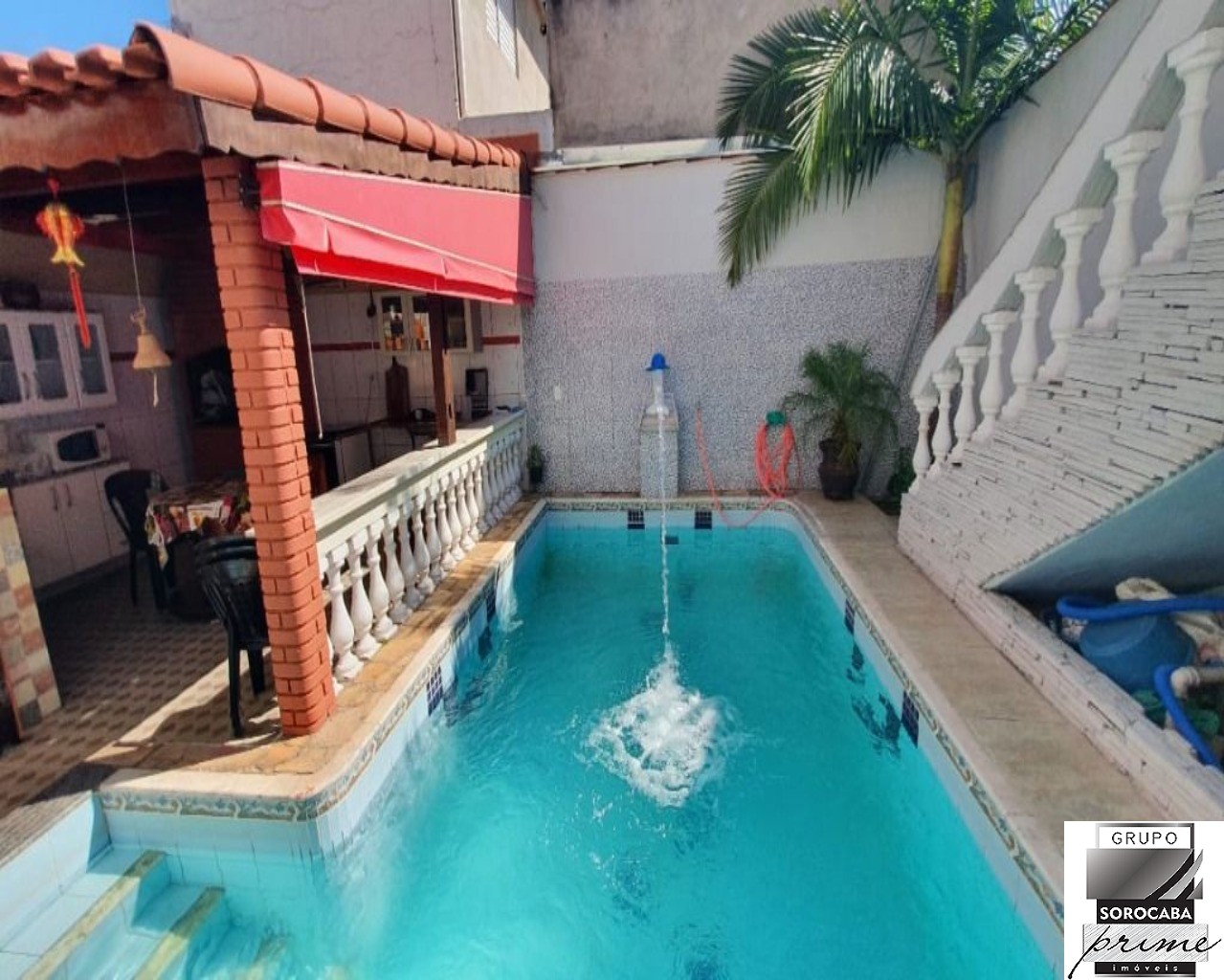 Sobrado com 3 dormitórios à venda, 417 m² por R$ 800.000 - p