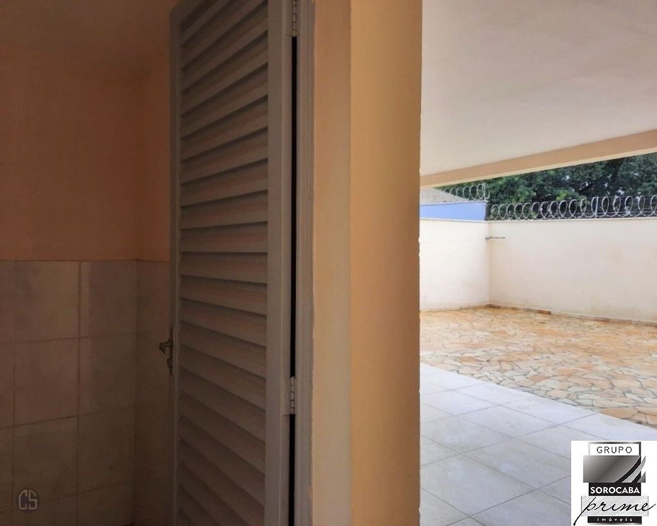 Sobrado com 3 dormitórios à venda, 226 m² por R$ 750.000 - c