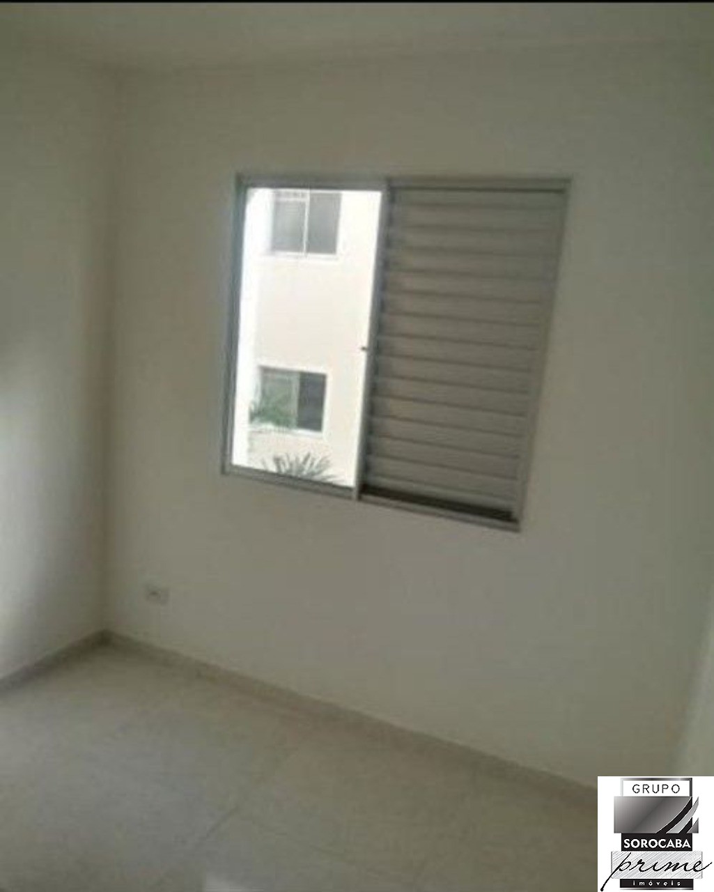 Apartamento com 2 dormitórios à venda, 52 m² por R$ 160.000 