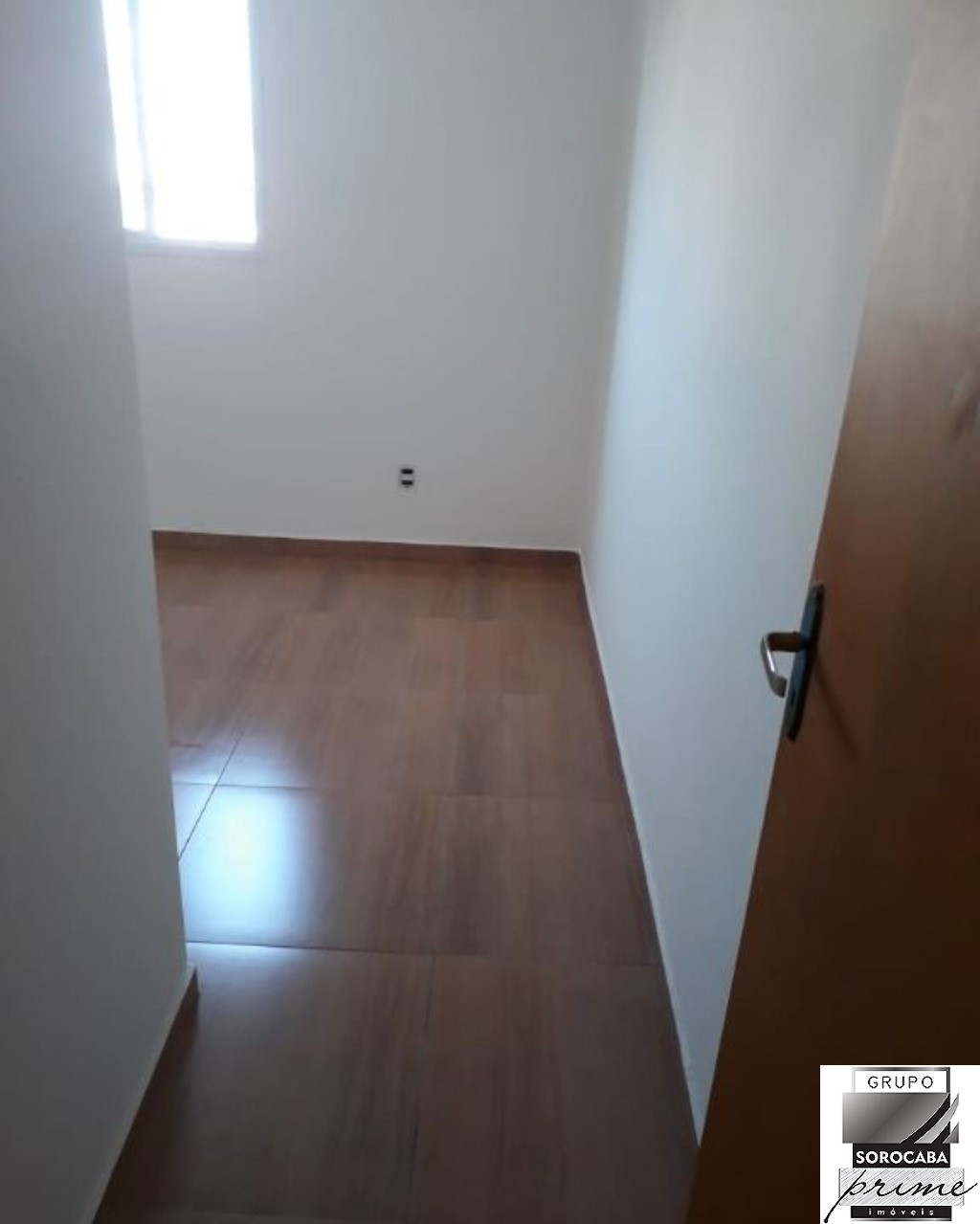 Apartamento com 3 dormitórios à venda, 97 m² por R$ 306.000 