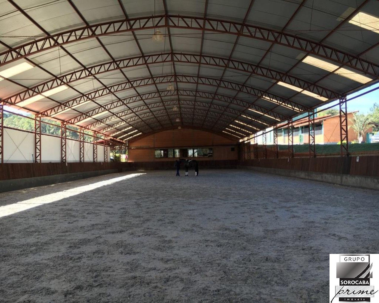 Haras em ibiuna,sp localizado a 700 mtrs do asfalto e a 10 k