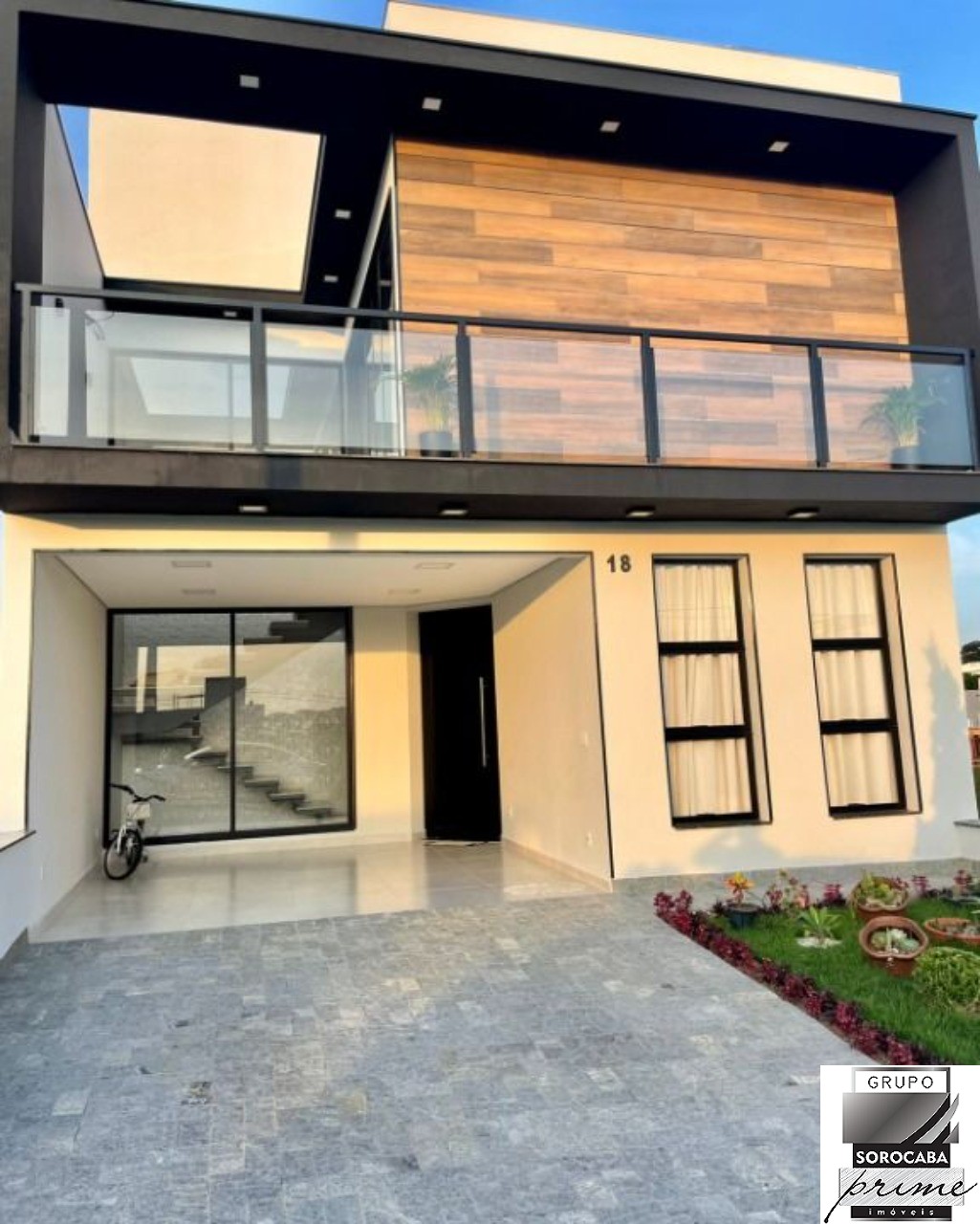 Sobrado com 3 dormitórios à venda, 148 m² por R$ 795.000 - h