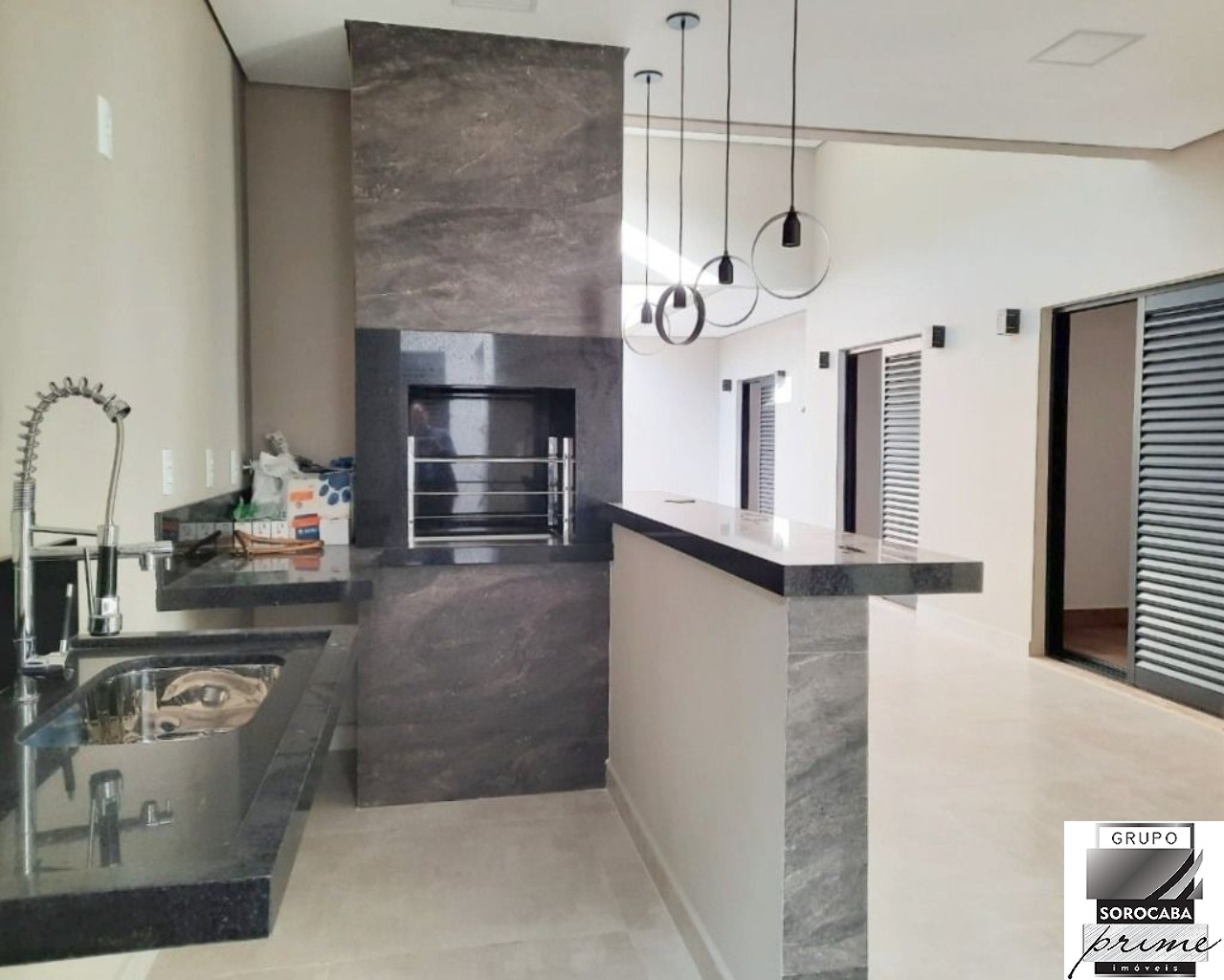 Casa com 3 dormitórios à venda, 166 m² por R$ 1.200.000 - co