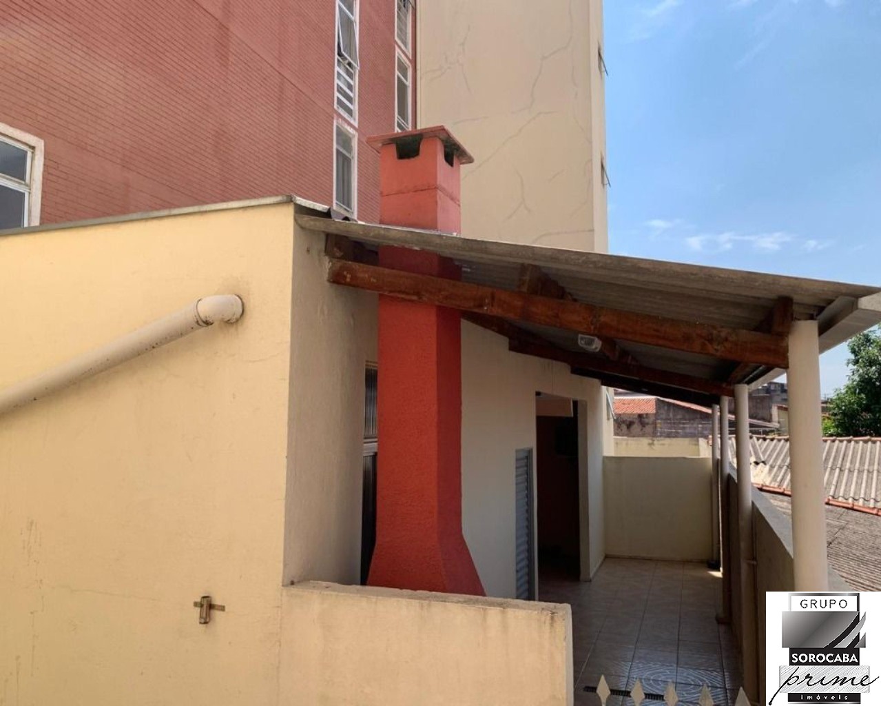 Apartamento com 2 dormitórios à venda, 80 m² por R$ 170.000 