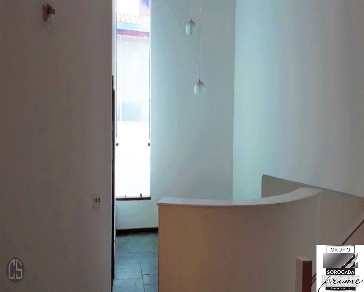 Casa com 3 dormitórios para alugar, 275 m² por R$ 4.300/mês 