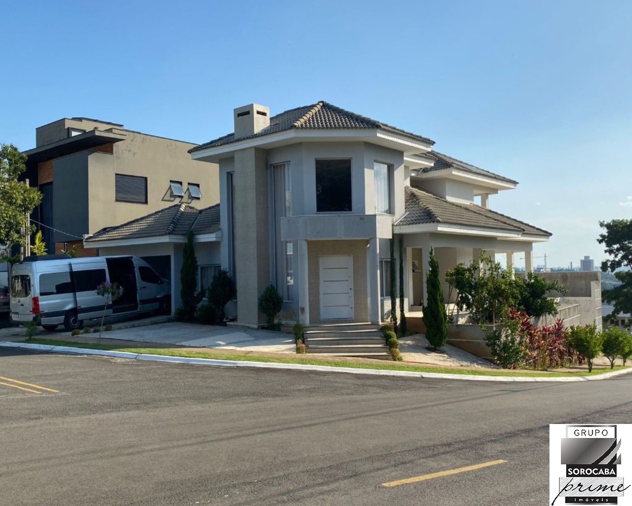 Casa com 4 dormitórios à venda, 396 m² por R$ 1.800.000 - ja