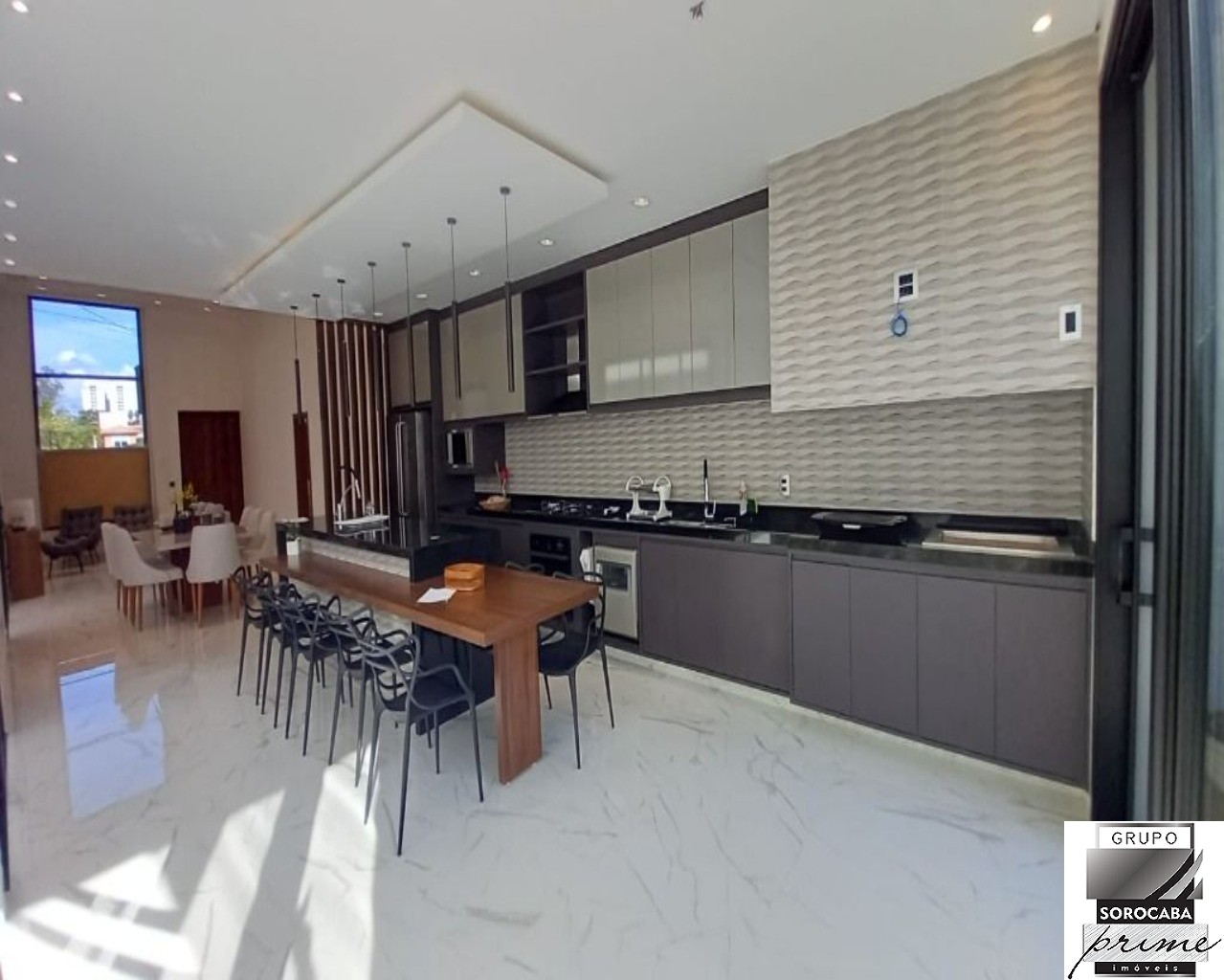 Casa com 3 dormitórios à venda, 210 m² por R$ 2.150.000 - gi