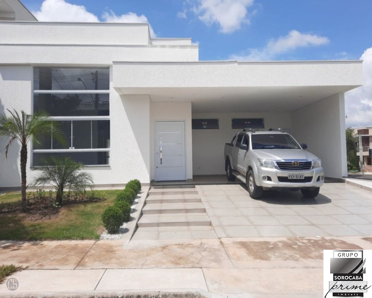Casa com 3 dormitórios à venda, 205 m² por R$ 950.000 - cond