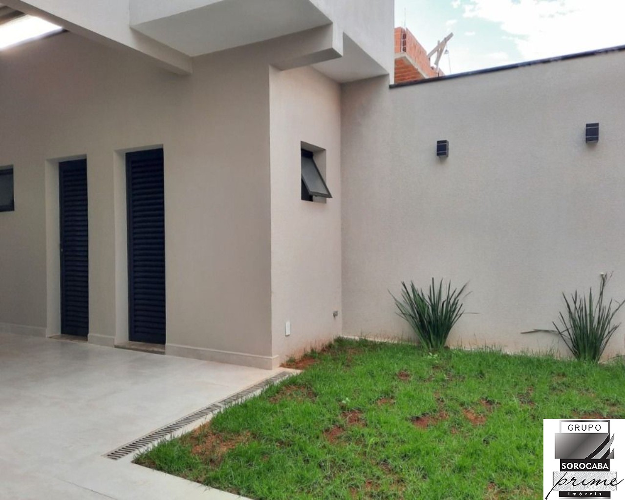 Casa com 3 dormitórios à venda, 166 m² por R$ 1.200.000 - co