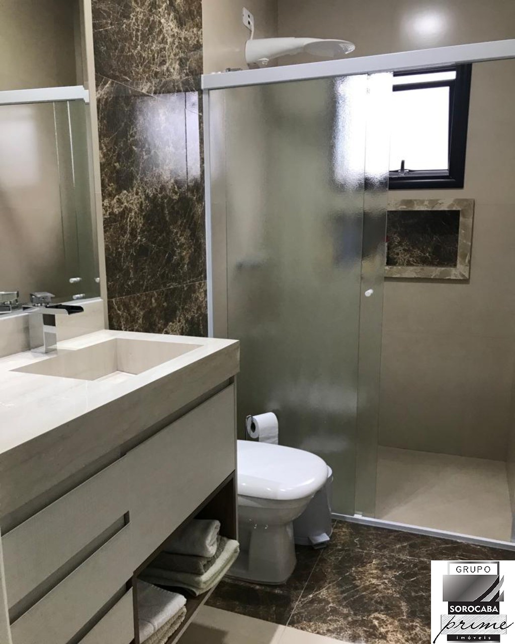 Casa residencial sunlake 3 dormitorios sendo uma suite