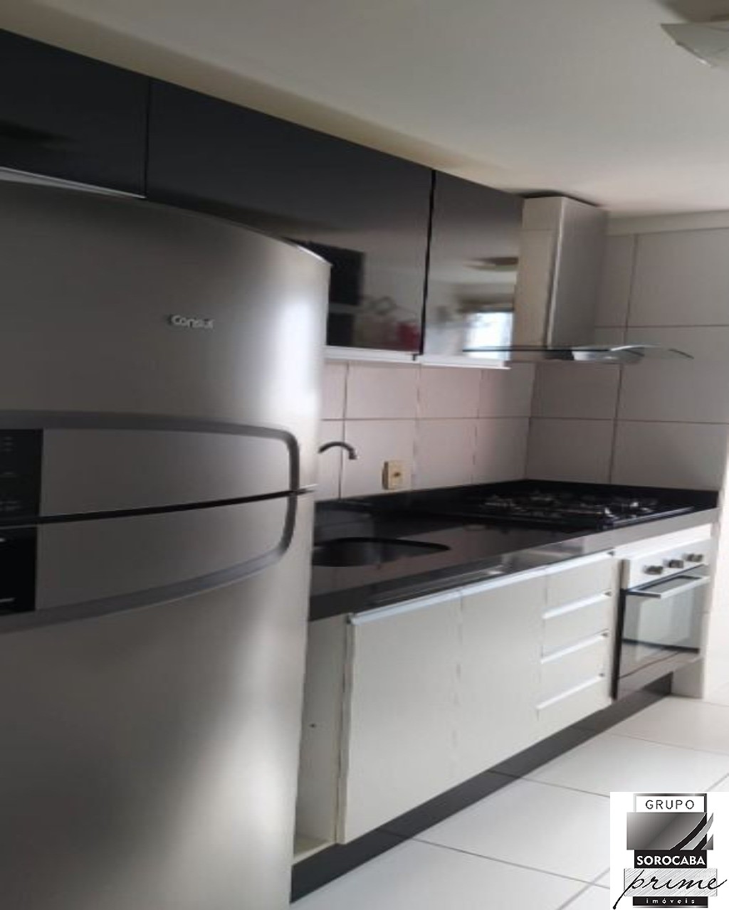 Apartamento com 2 dormitórios à venda, 52 m² por R$ 255.000 