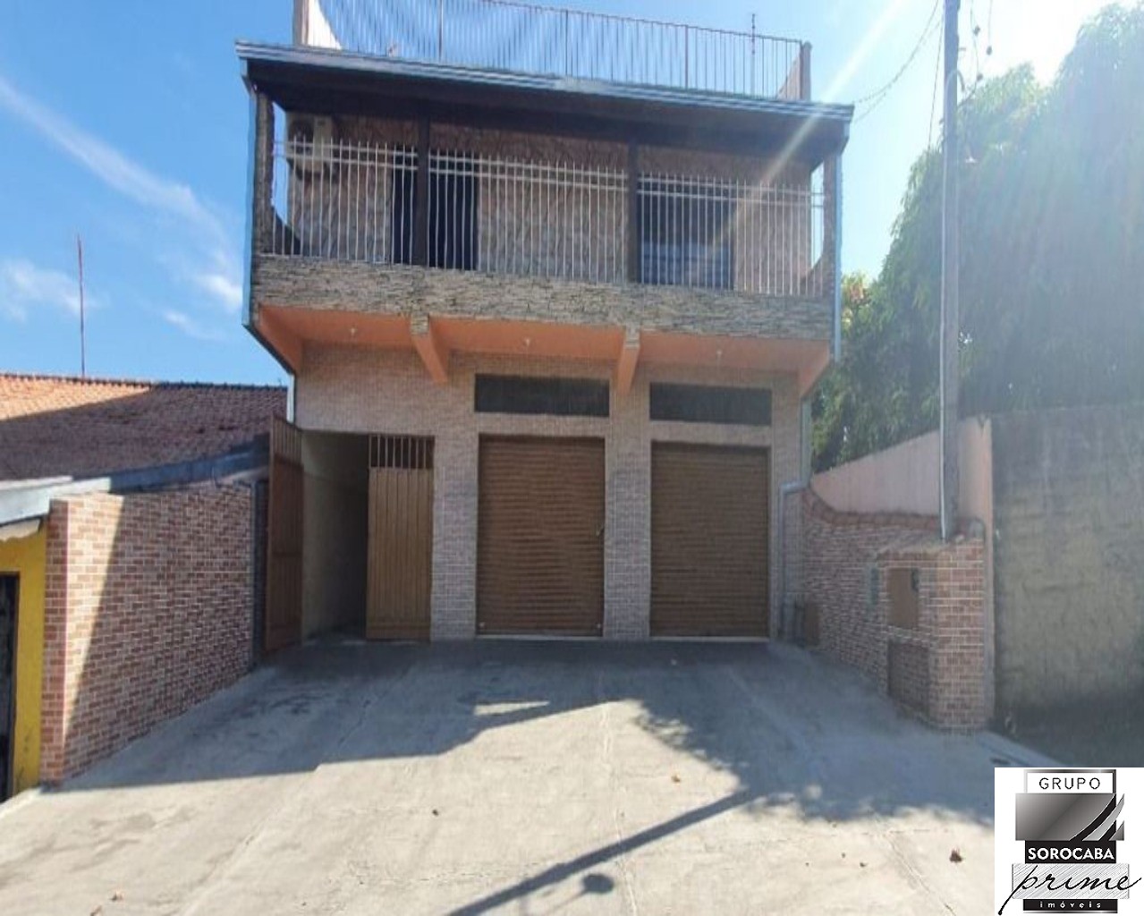 Sobrado com 3 dormitórios à venda, 417 m² por R$ 800.000 - p