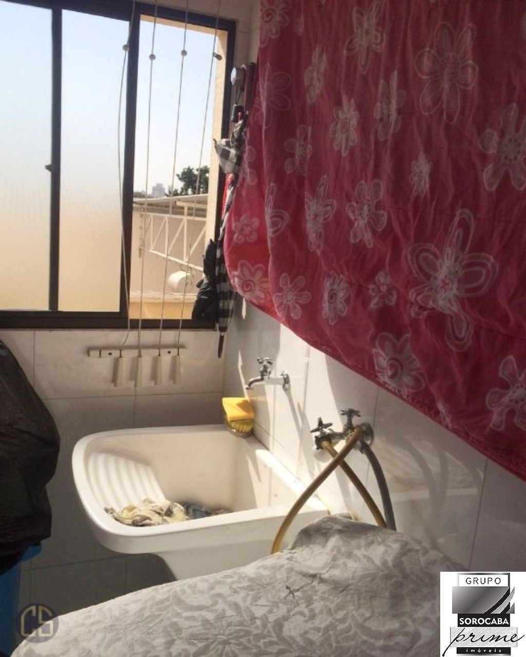 Apartamento com 3 dormitórios à venda, 90 m² por R$ 420.000 