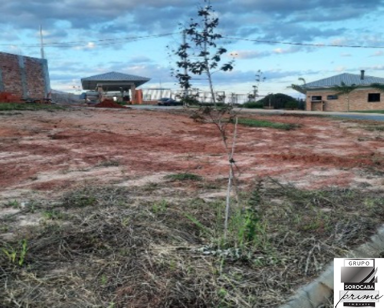 Terreno residencial no condomínio villagio wanel, R$ 285.000