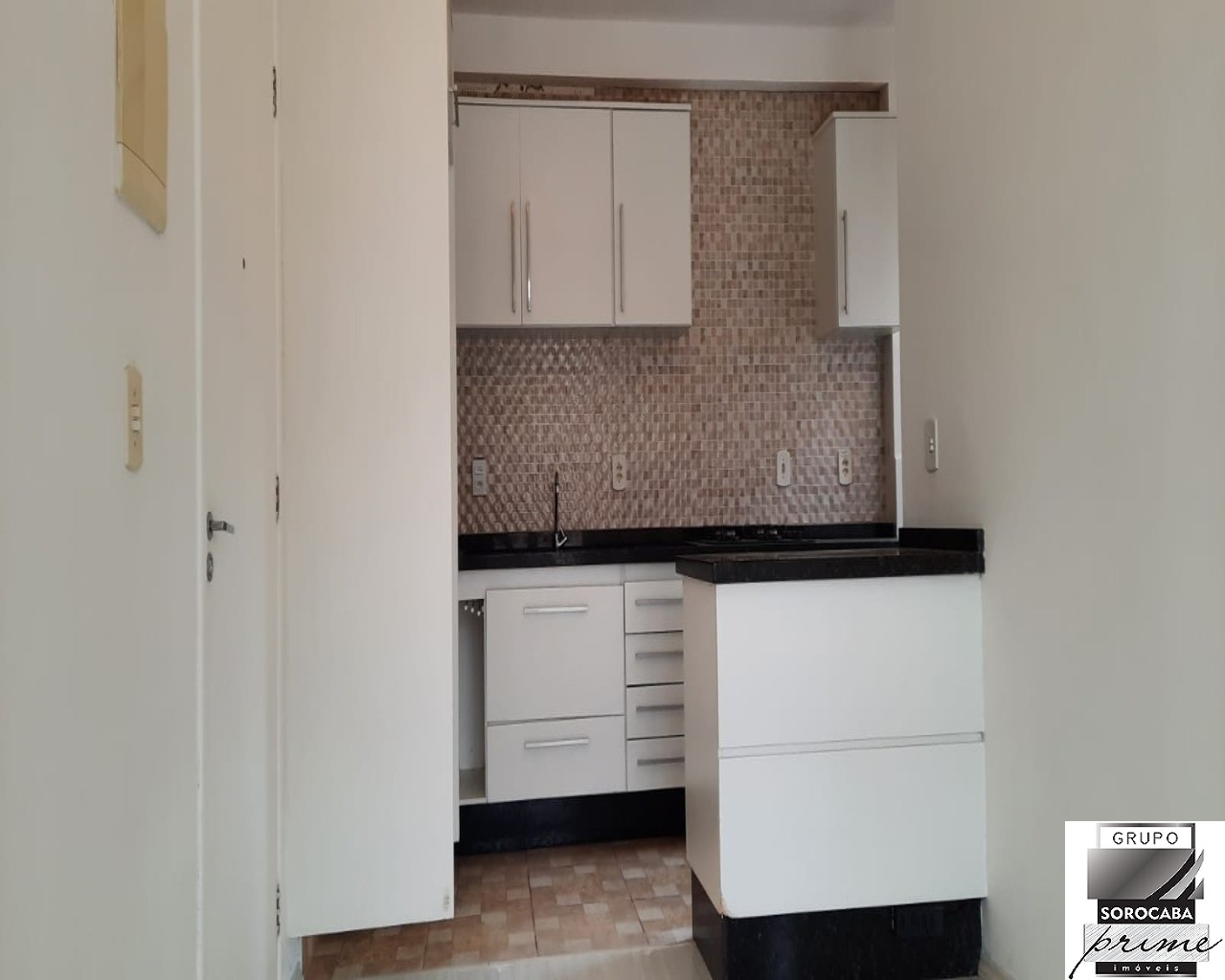 Apartamento residencial, av. Pitangueiras, R$375.000,00.