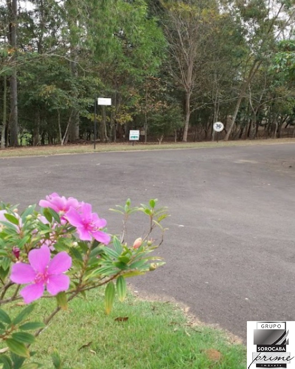 Terreno plano a venda vale do lago R$240.000,00