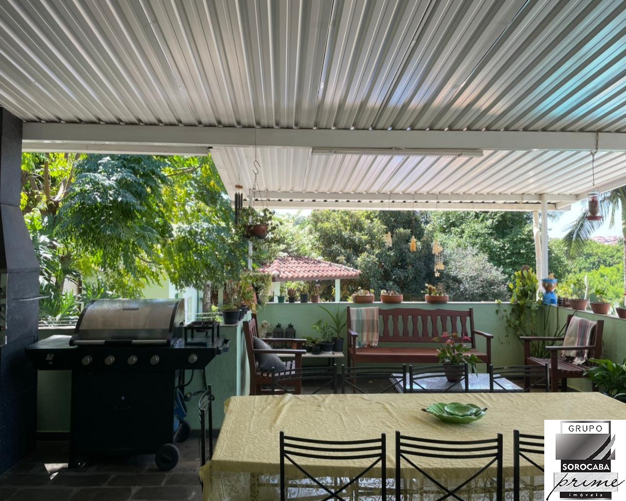 Casa residencial, estr. Dinorá, R$830.000,00.