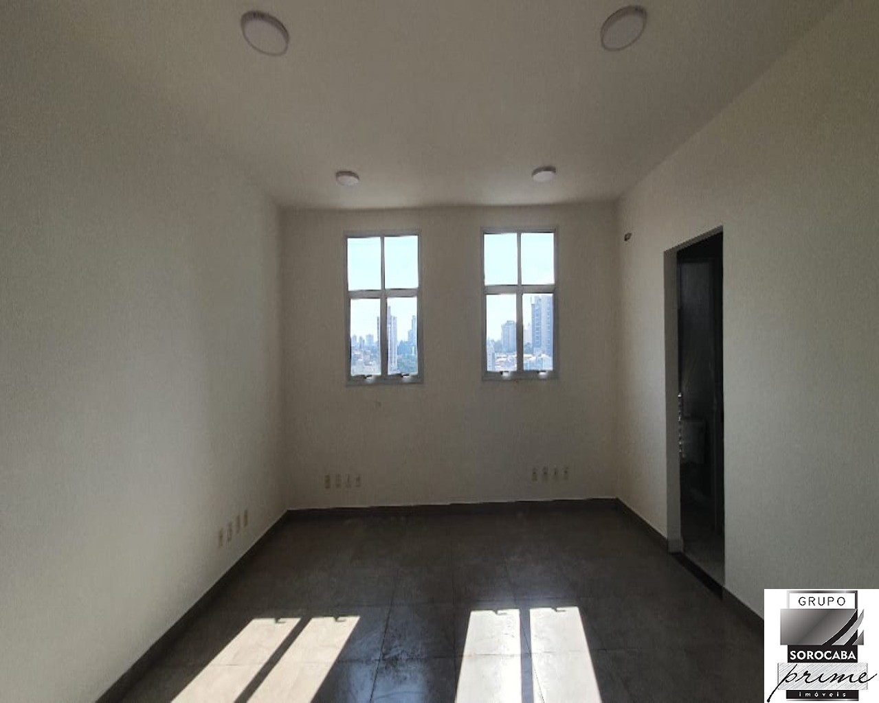 Salas comercial, av washington luiz, R$1.000,00.
