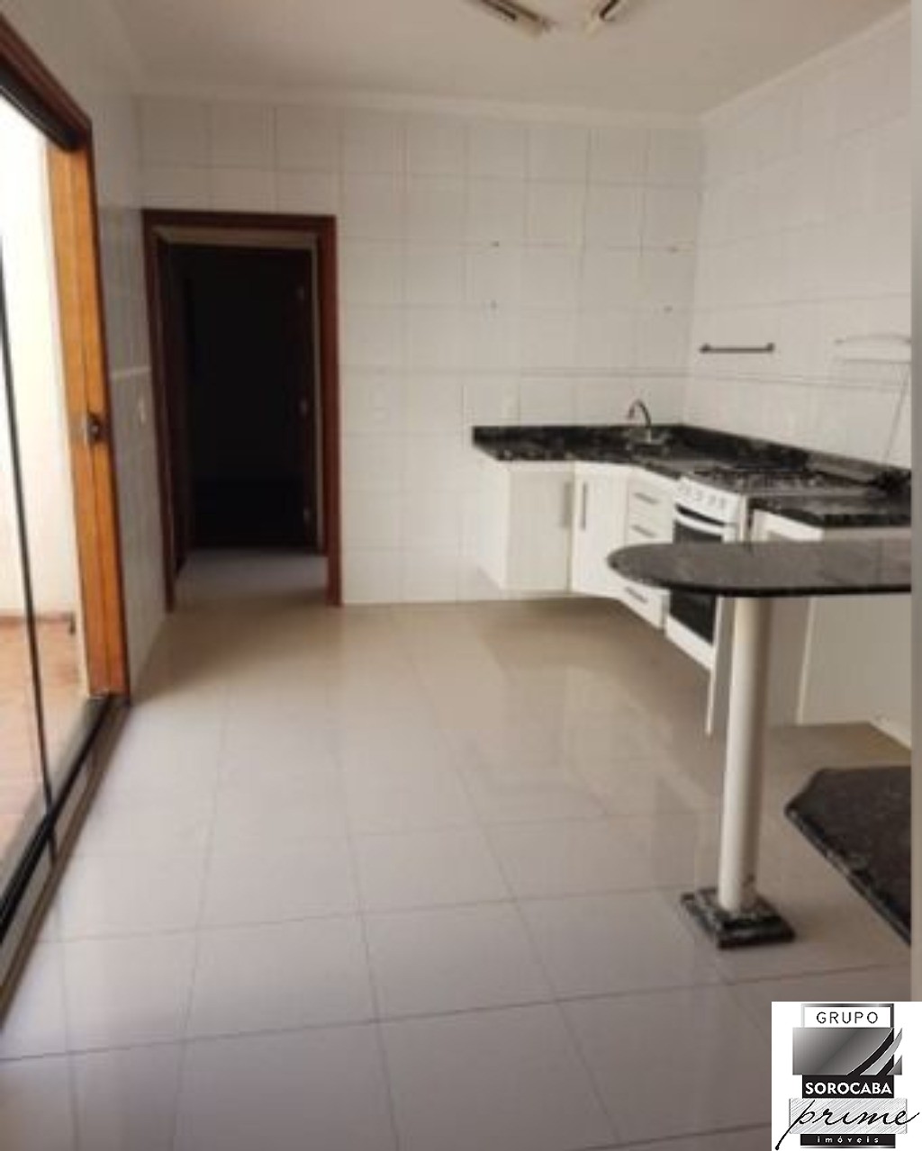 Casa com 3 dormitórios à venda, 88 m² por R$ 390.000 - jardi